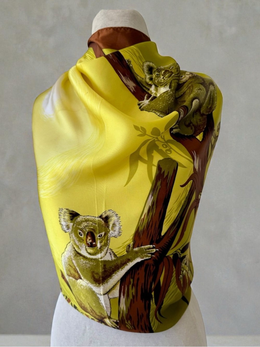 Vtg 90s HEIL Koala Australia Sunset Souvenir Scarf 26x26 Acetate Brown Gold